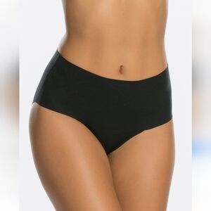 Spanx Undie-tectable smoothing brief,No Visible Panty lines,Black,S‎